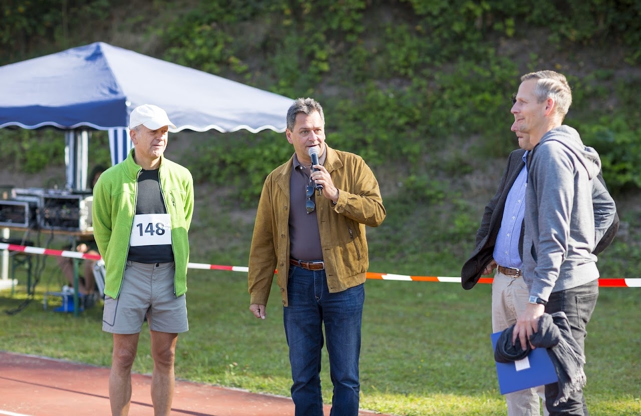 Bild vom 9. Benefizlauf im Jahr 2016. Dies ist das 18. Bild.